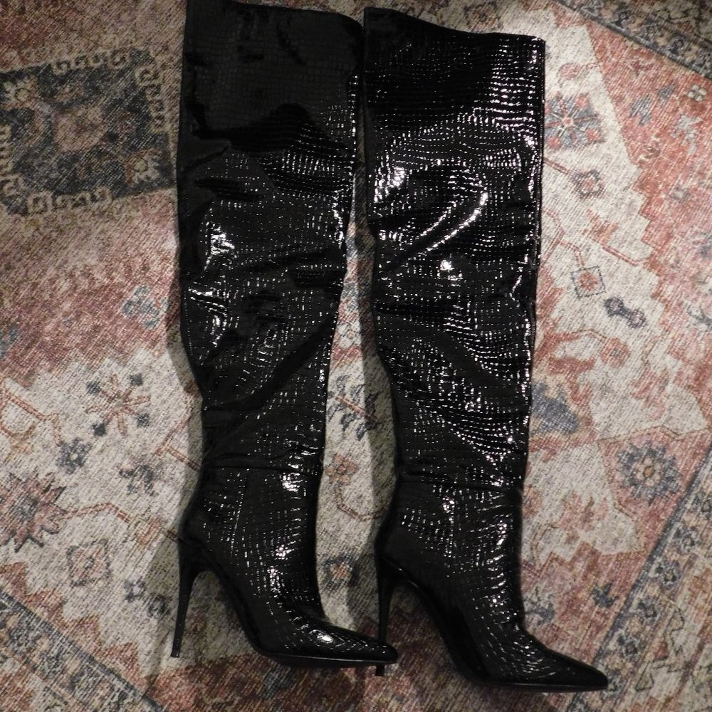 Steve Madden Black Crocodile boots